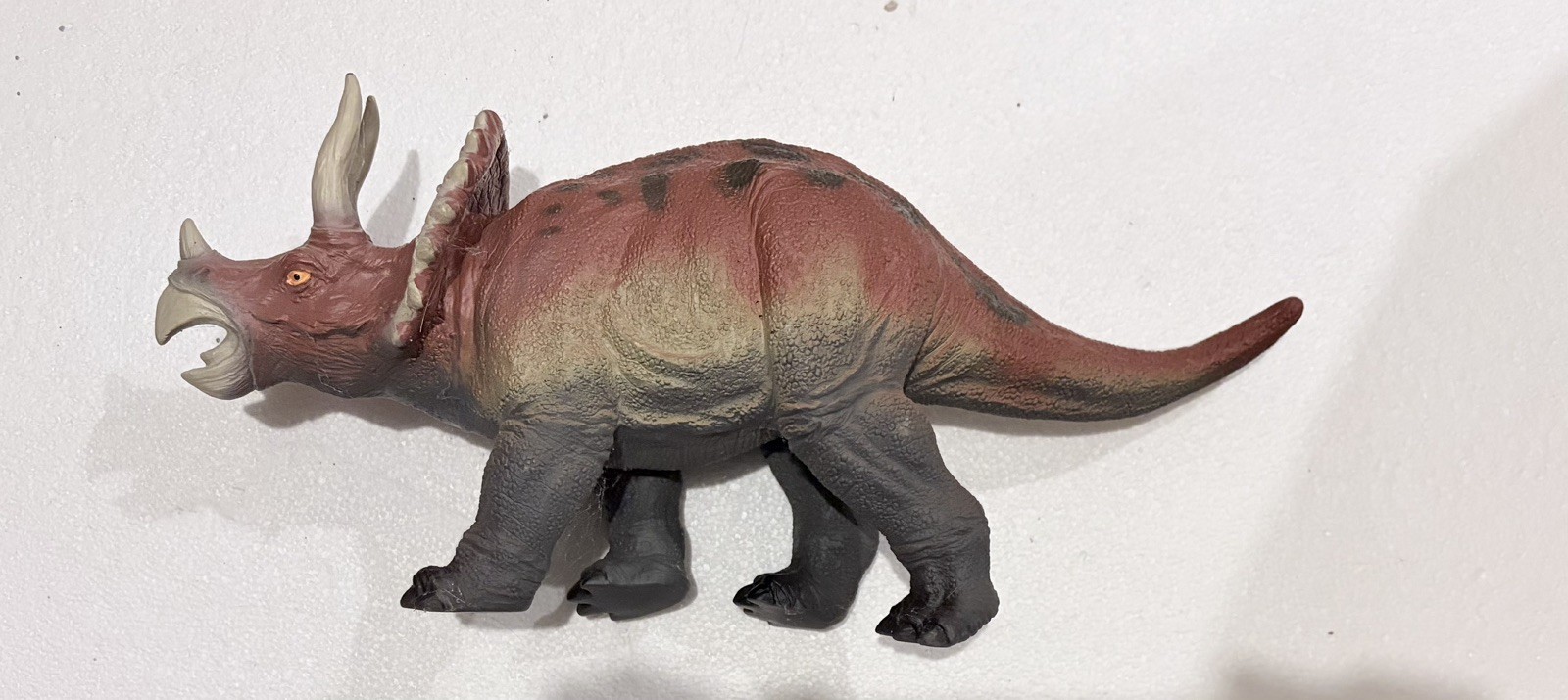 Dinosaur Large 16\