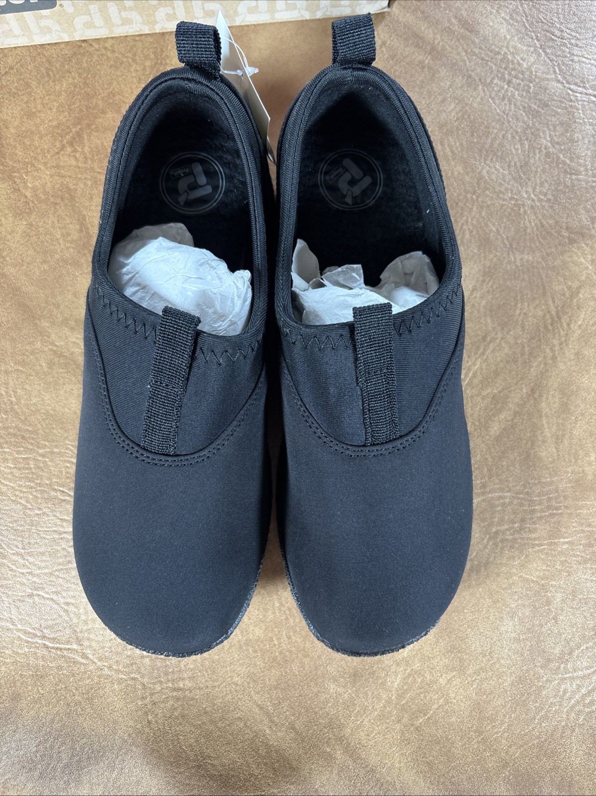 Propet Waterproof Women’s Madi Slip On Comfort shoe size 7XX (4E) ---  (WBX024N)