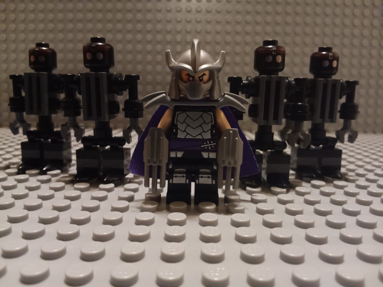 LEGO Teenage Mutant Ninja Turtles Foot-Bot 4 Pack (Shredder Not Included) LEGO Teenage Mutant Ninja Turtles Foot-Bot 4 Pack (Shredder Not Included)