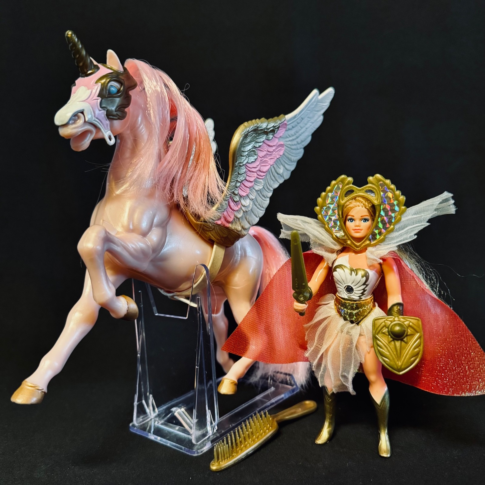 VINTAGE 1984 SWIFT WIND & SHE-RA PRINCESS OF POWER MATTEL AS SHOWN VINTAGE 1984 SWIFT WIND & SHE-RA PRINCESS OF POWER MATTEL AS SHOWN