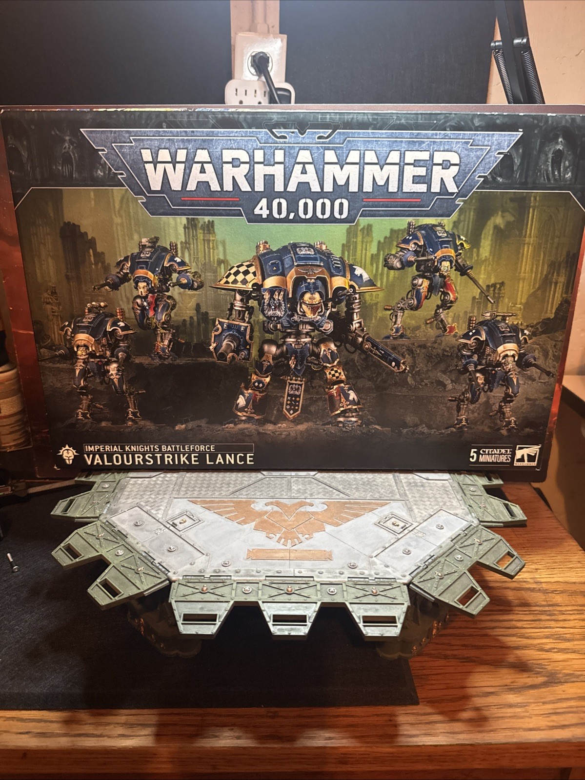 Imperial Knights Battleforce Valourstrike Lance  New WH40K Warhammer 40,000