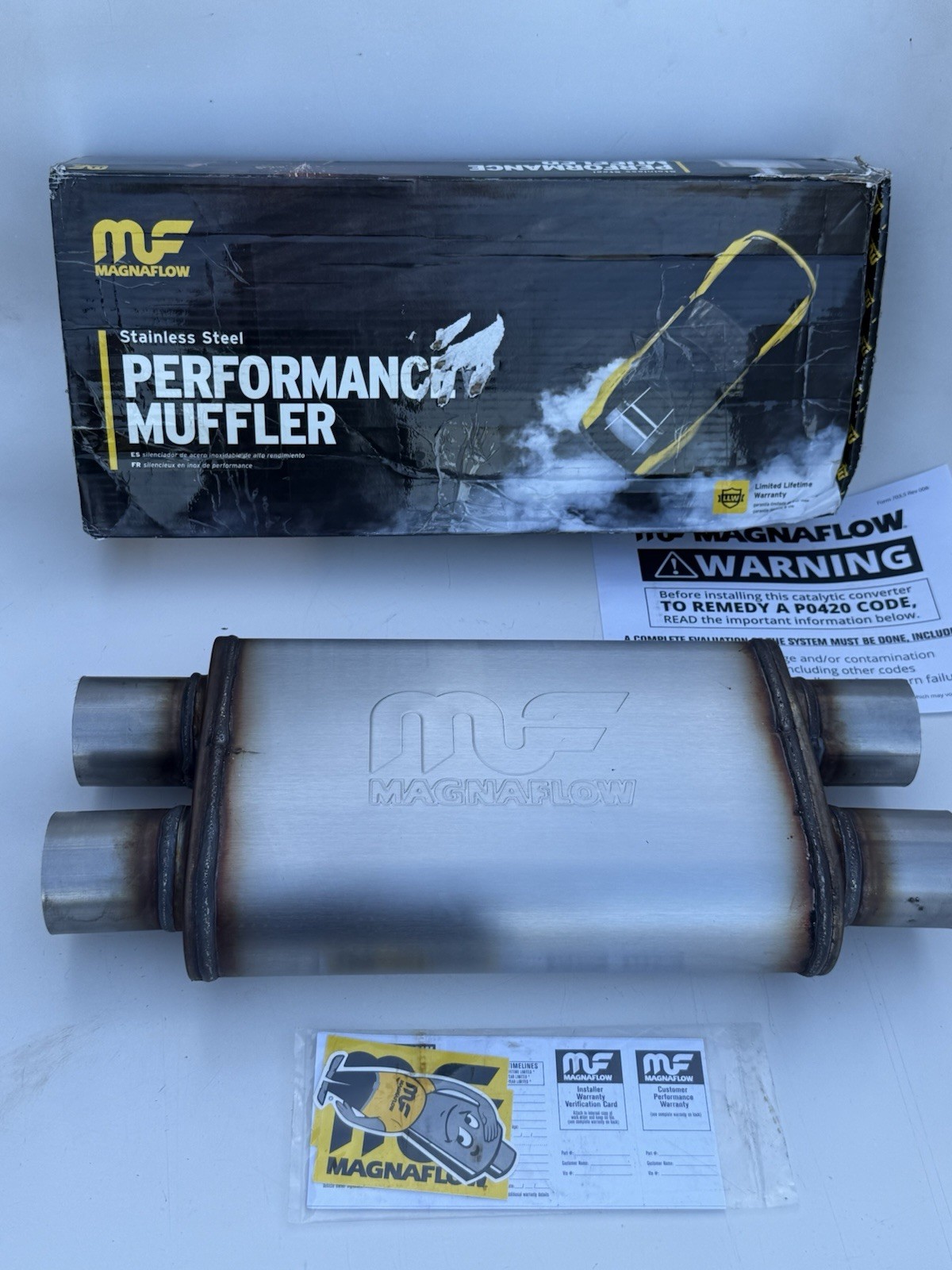 MagnaFlow Performance Exhaust Muffler 11386: 2.5