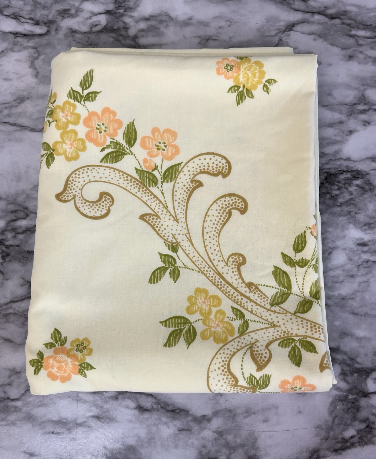 Vintage 70s Meadowbrook Flat Sheet Floral Yellow Sheet Full/Double Size