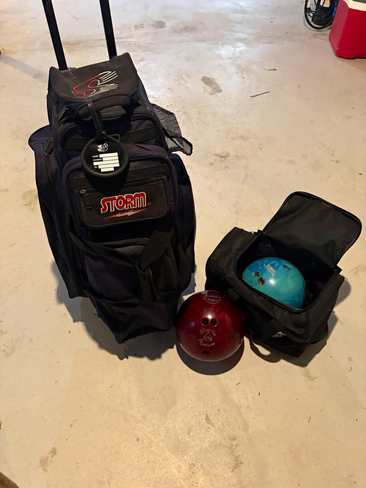 Bowling Equipment Package – 5 Balls, Storm Roller, Dexter Shoes & Accessories