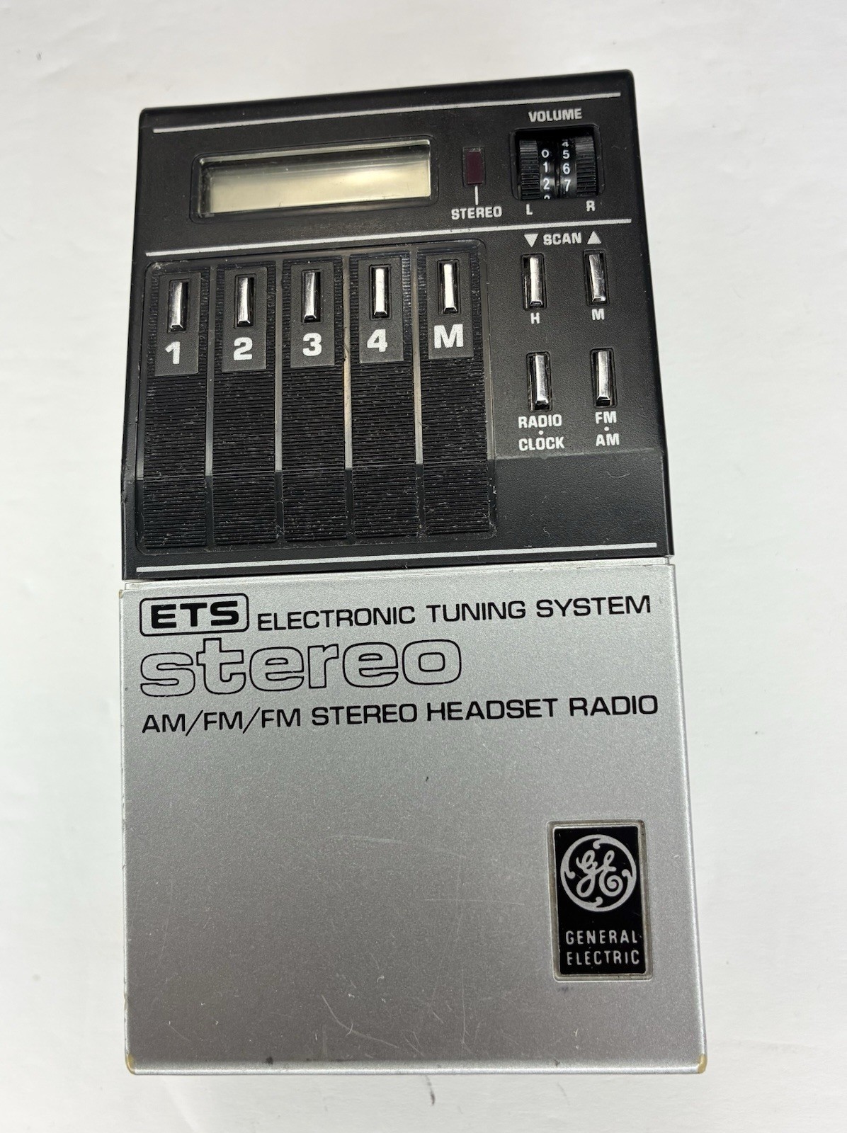 GE General Electric 7-1900C ETS Electronic Tuning System AM/FM Stereo “Tested” GE General Electric 7-1900C ETS Electronic Tuning System AM/FM Stereo “Tested”