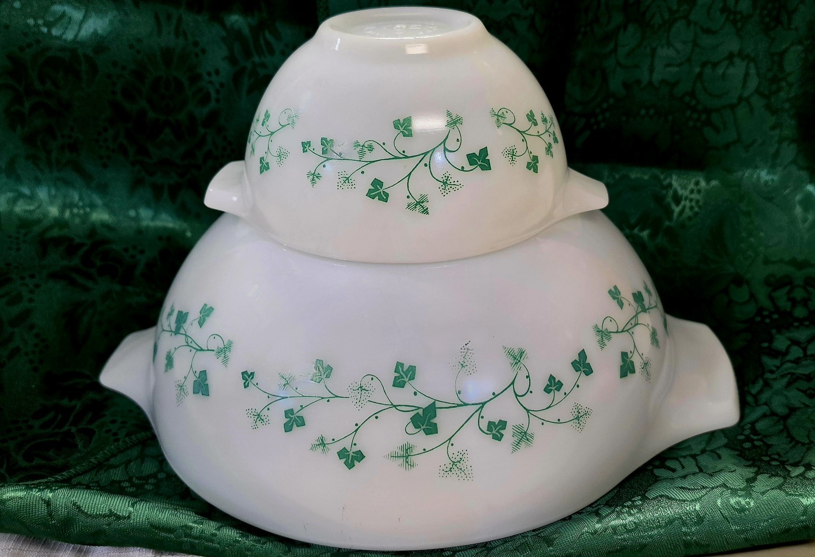 1964 Rare PYREX Green Ivy Chip and Dip Cinderella Bowls