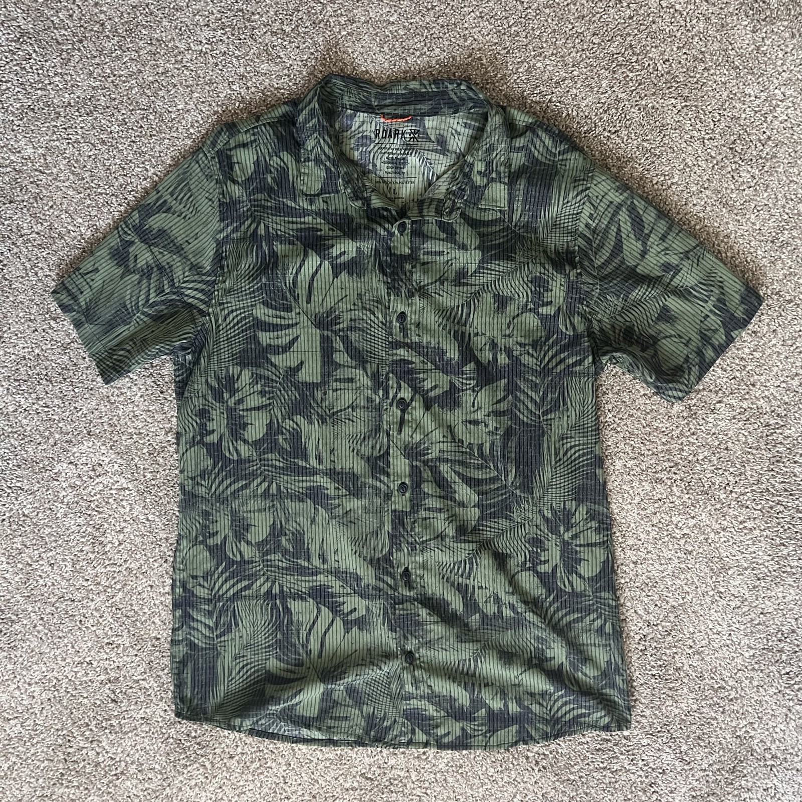 Roark Bless Up Shirt Mens L Jungle Green Graphic Perforated Breathable Hiking Roark Bless Up Shirt Mens L Jungle Green Graphic Perforated Breathable Hiking
