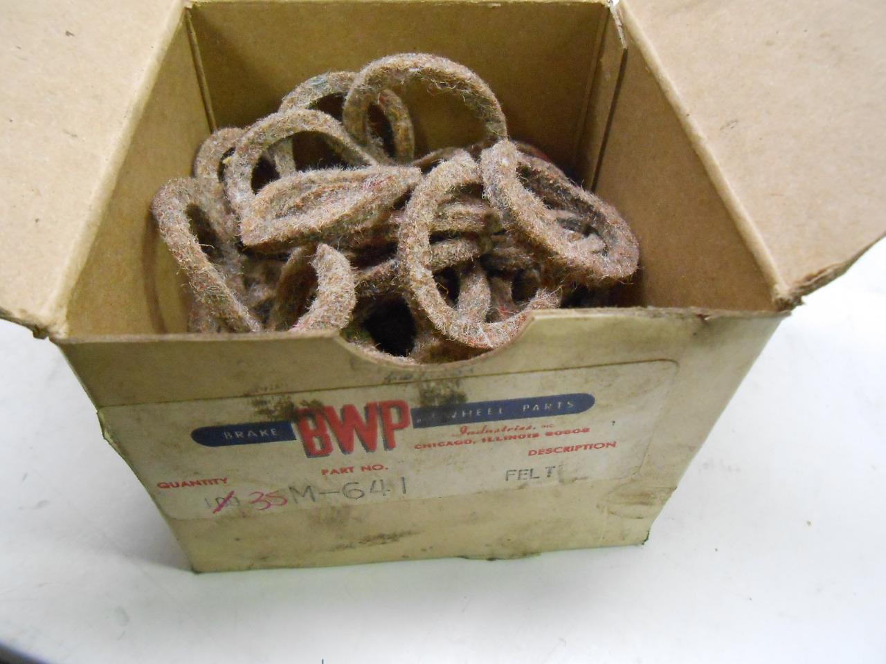 BWP M-641 FELT (LOT OF 35)