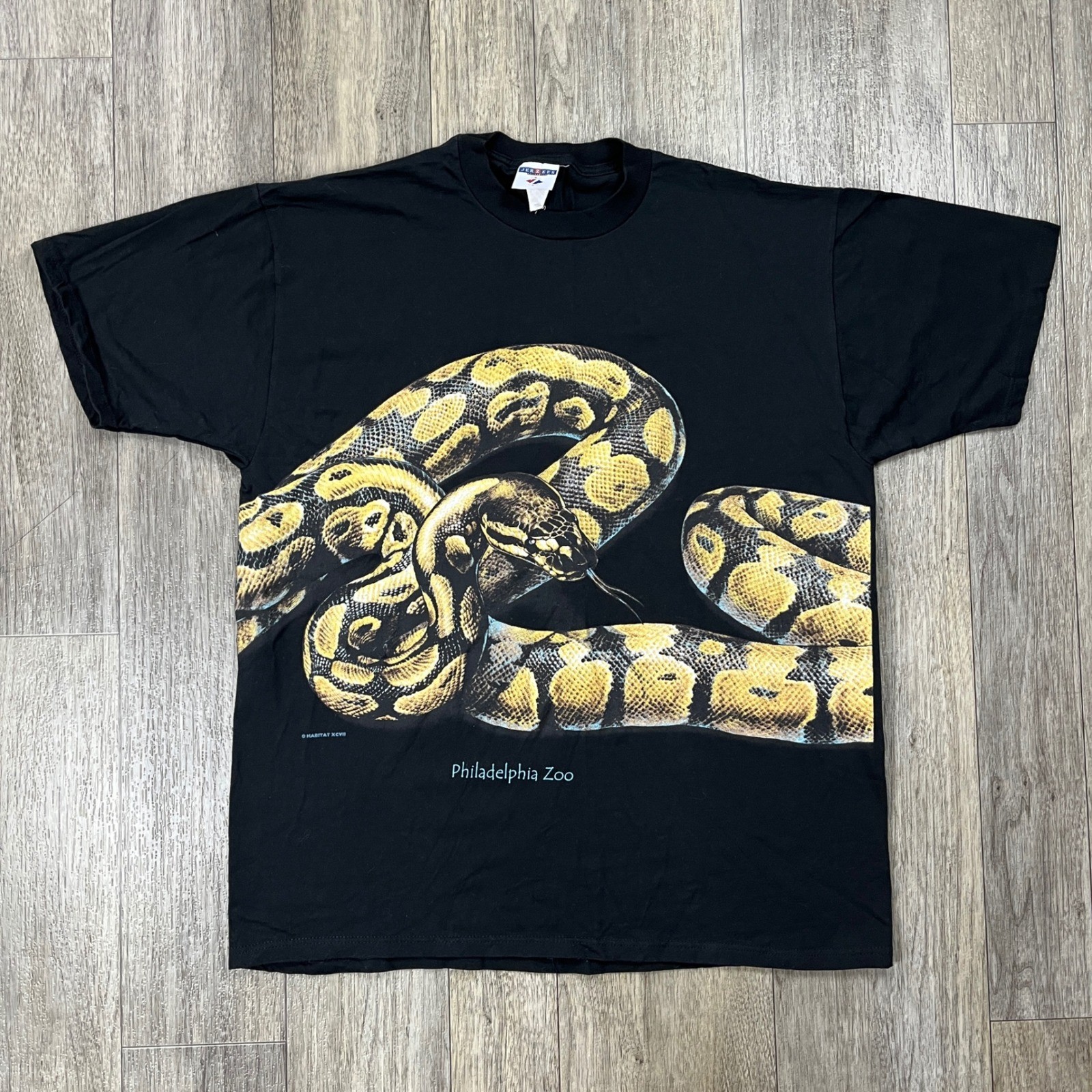 Vintage Python T-Shirt Mens XL Wrap Around AOP Philadelphia Zoo Snake Black