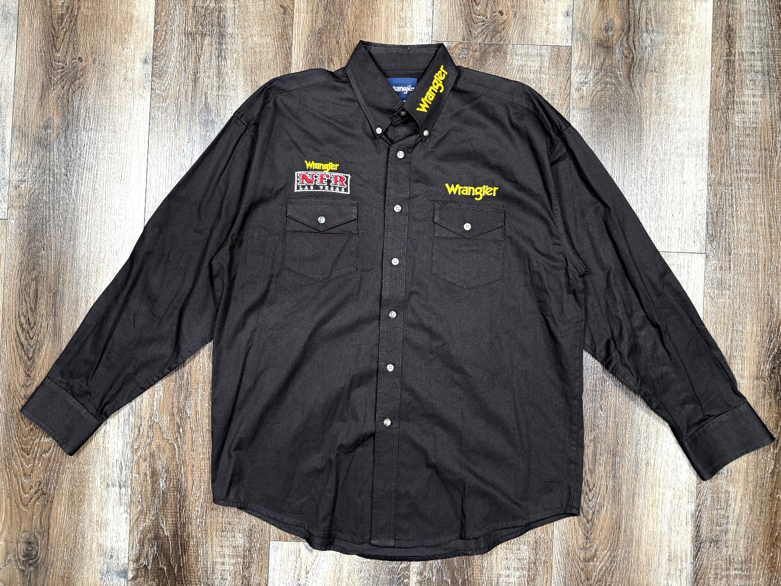 Wrangler NFR Rodeo Shirt PRCA Button Up Long Sleeve Size Large Black 2011 Wrangler NFR Rodeo Shirt PRCA Button Up Long Sleeve Size Large Black 2011