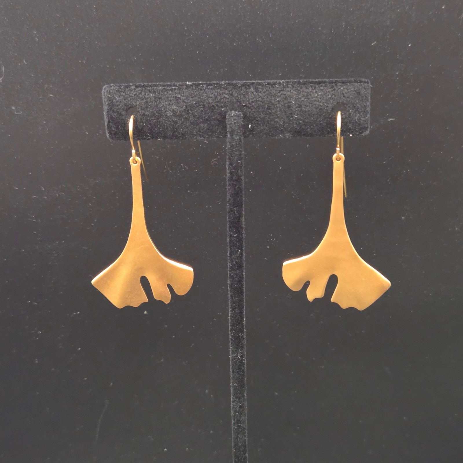 Vintage Earrings RLM Studio Robert Lee Morris Brass Ginkgo Leaf Dangle Drop Hook