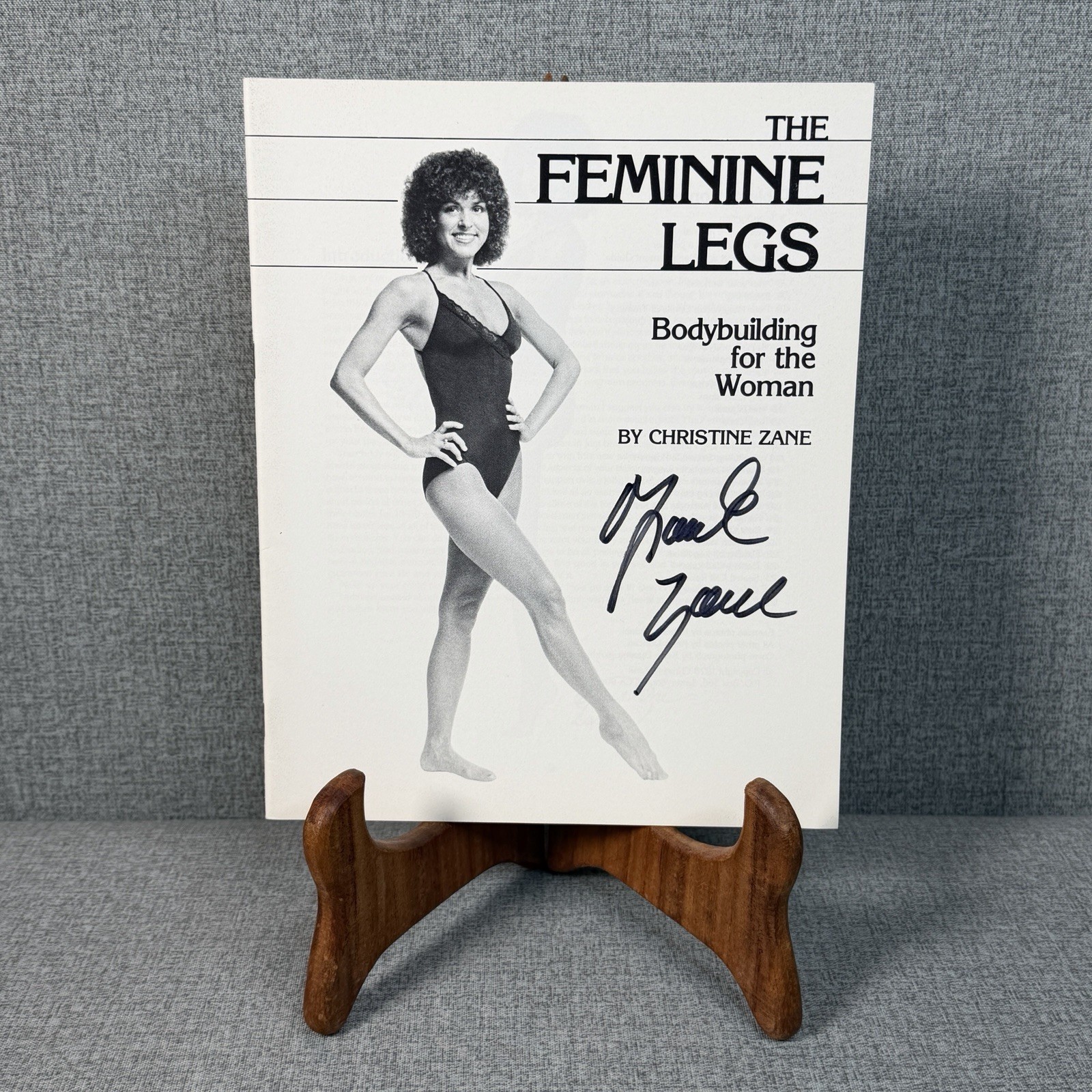Frank Zane Signed Autographed The Feminine Legs Bodybuilding Original Book 1978 Frank Zane Signed Autographed The Feminine Legs Bodybuilding Original Book 1978