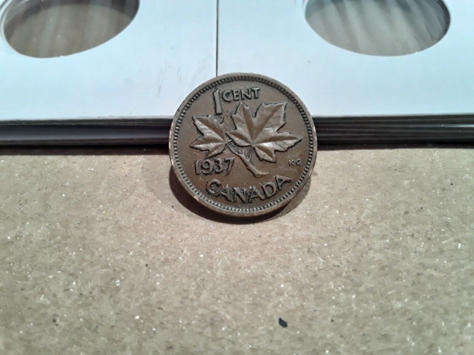 1937 CANADIAN SMALL CENT STOCK PHOTO