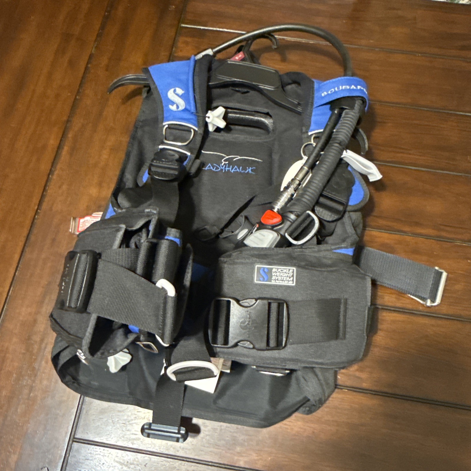 Scubapro LadyHawk BCD Size L w/ Gen 5 AIR2 Inflator