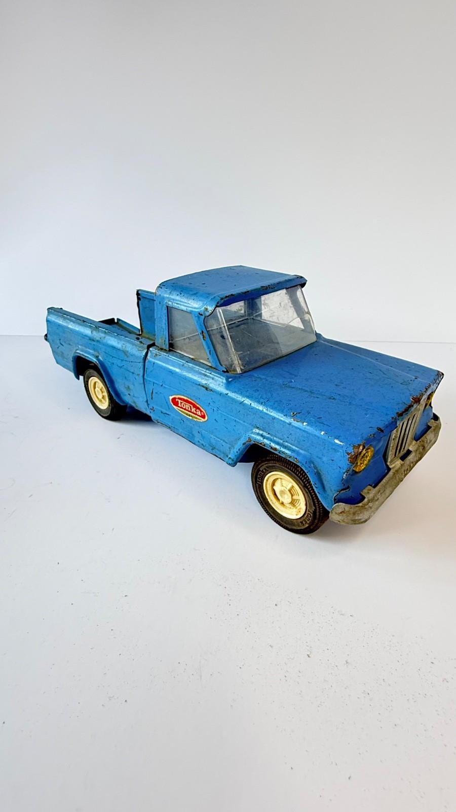 Vintage 1962-66 Tonka #1120 Jeep Gladiator J-Series Pickup Pressed Steel Truck