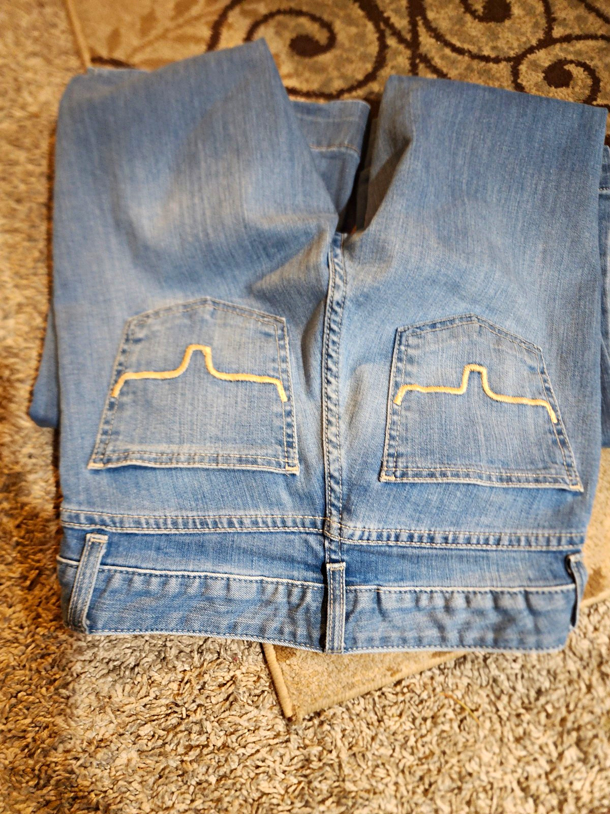 LA Women’s Skinny Jeans Light Wash Blue Denim Mid Rise 5-Pocket NWT