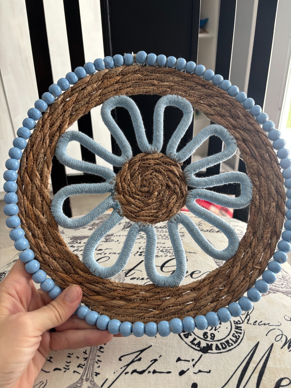 Boho Woven Straw Daisy Wall Hanging Round Flower Blue Wooden Bead Natural 11\ Boho Woven Straw Daisy Wall Hanging Round Flower Blue Wooden Bead Natural 11\
