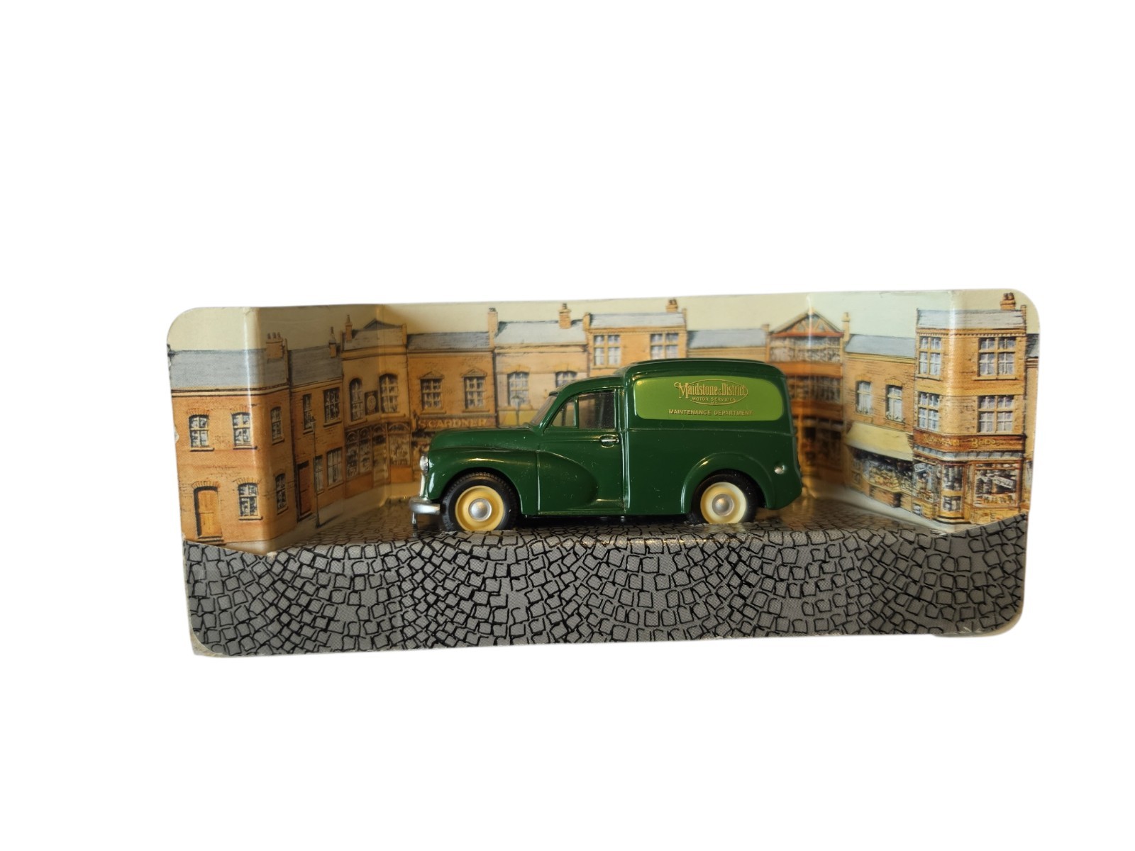 Corgi Classics 96837 Morris 1000 Van Maidstone & District 1:43 Diecast Boxed Corgi Classics 96837 Morris 1000 Van Maidstone & District 1:43 Diecast Boxed