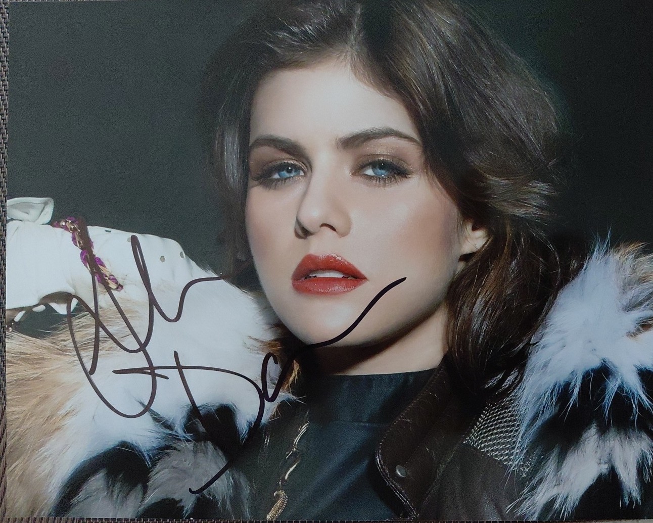 ALEXANDRA DADDARIO/ Baywatch, Hand Signed 8 X 10 Autograph Photo ALEXANDRA DADDARIO/ Baywatch, Hand Signed 8 X 10 Autograph Photo