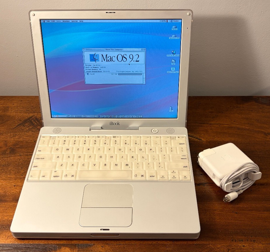 Vintage Apple iBook G3 12.1” 500MHz 2001 Restored, SSD Upgraded Mac OS 9.2/OS X