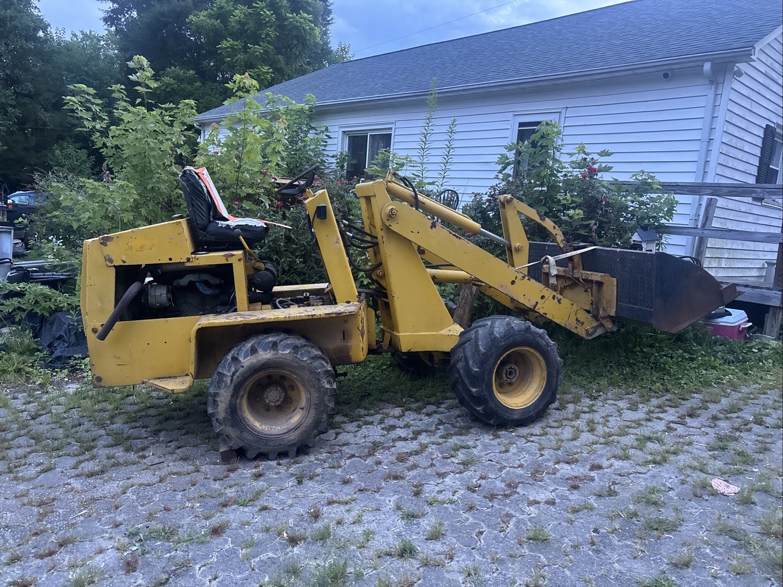 Small Ford Front End Wheel Loader Articulating Diesel Small Ford Front End Wheel Loader Articulating Diesel