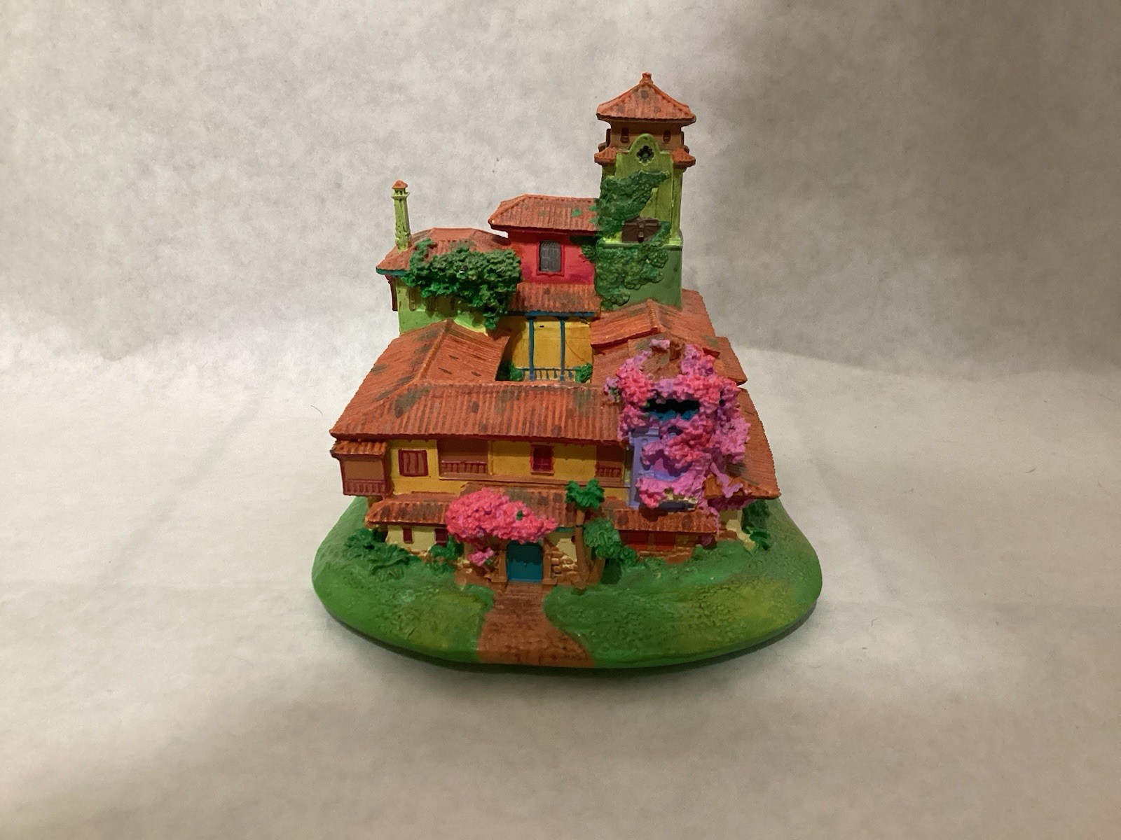 Disney Encanto Madrigal Family Casita House Light-Up Musical Figurine AS IS