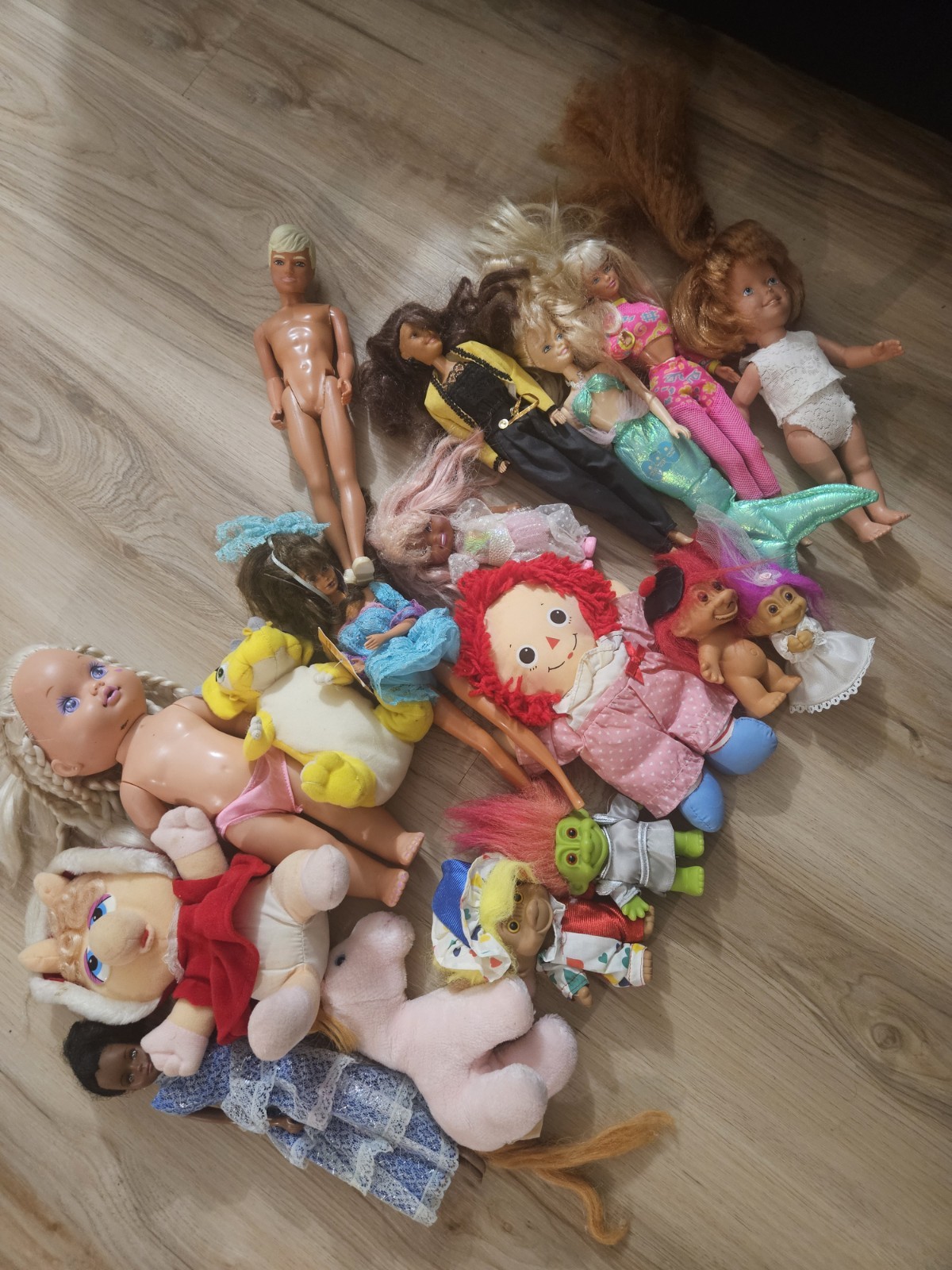 Vintage Dolls Lot 250 OBO