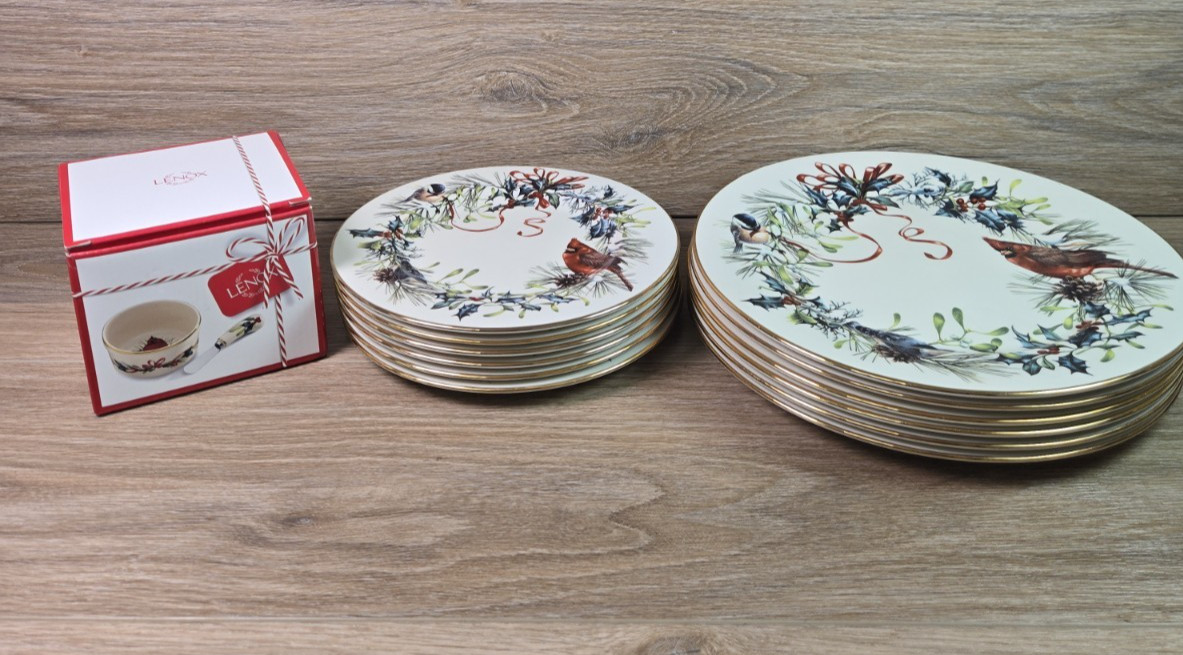 Lenox Winter Greetings Dinner Plates Set of 6 + Dip Bowl. 8 in & 11 in Plates Lenox Winter Greetings Dinner Plates Set of 6 + Dip Bowl. 8 in & 11 in Plates