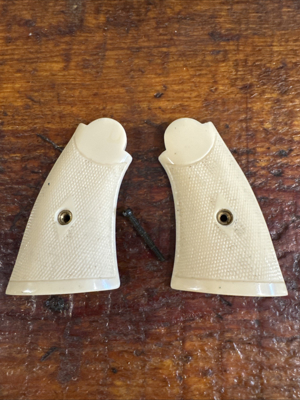 Ajax Custom Grips Faux Ivory Grips For Smith & Wesson N Frame Square Butt 