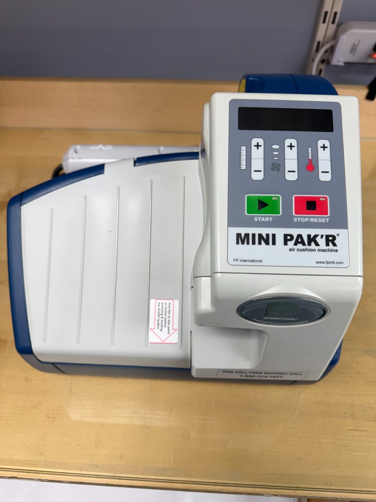  FP International Mini Pak’r Air Cushion Packaging Machine 120V MMP01MNPKR