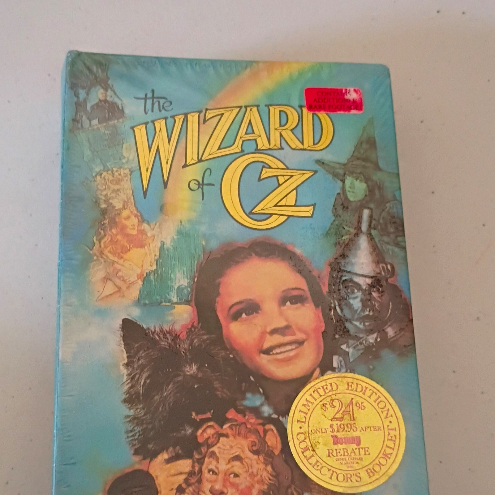 MGM/UA Home Video The Wizard of Oz VHS Limited Collector\'s Edition G NTSC 1939 MGM/UA Home Video The Wizard of Oz VHS Limited Collector\'s Edition G NTSC 1939