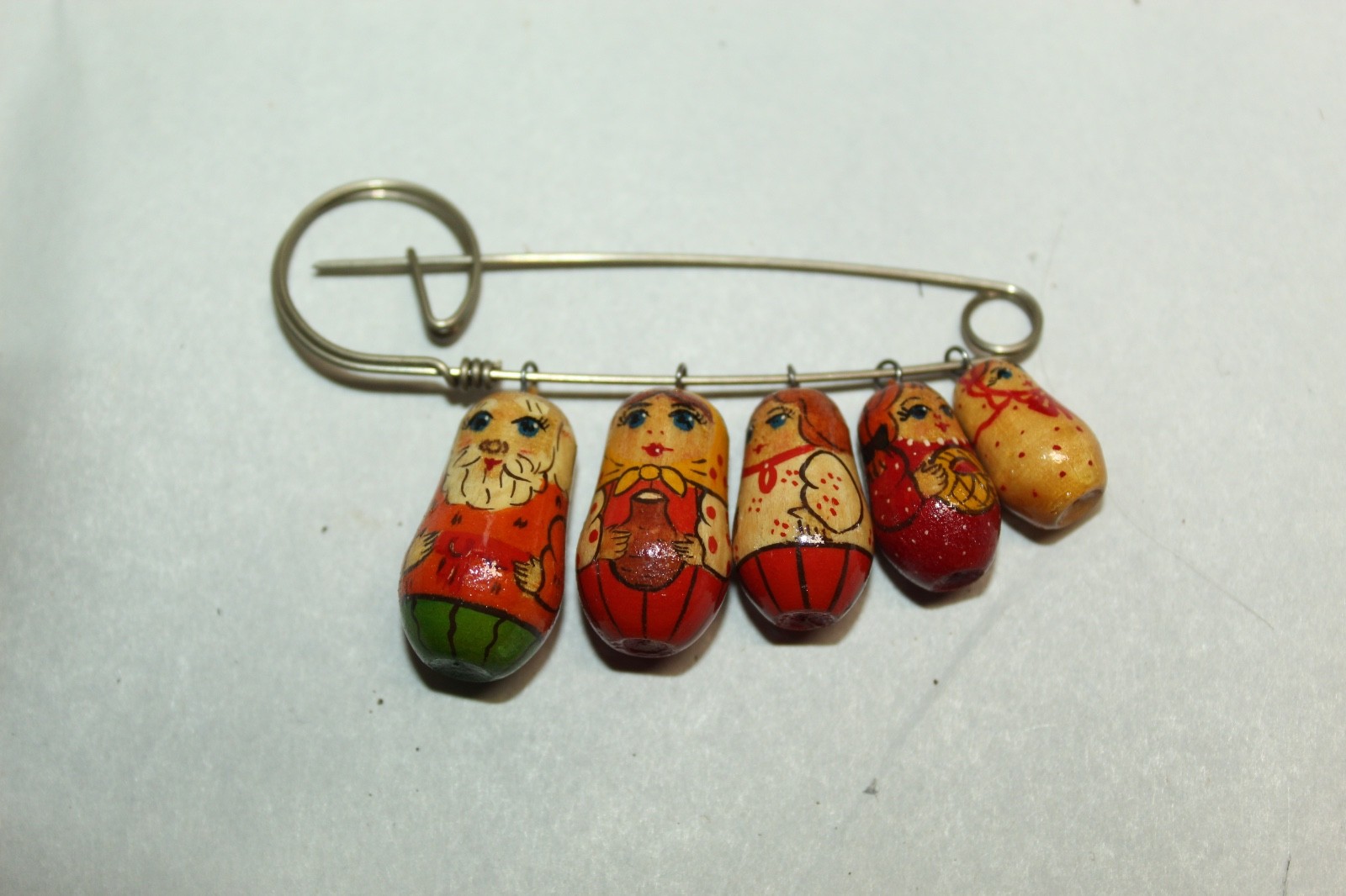 Vtg Russian Folk Art Hand Painted Wooden Nesting Dolls Brooch Pin Matryoshka