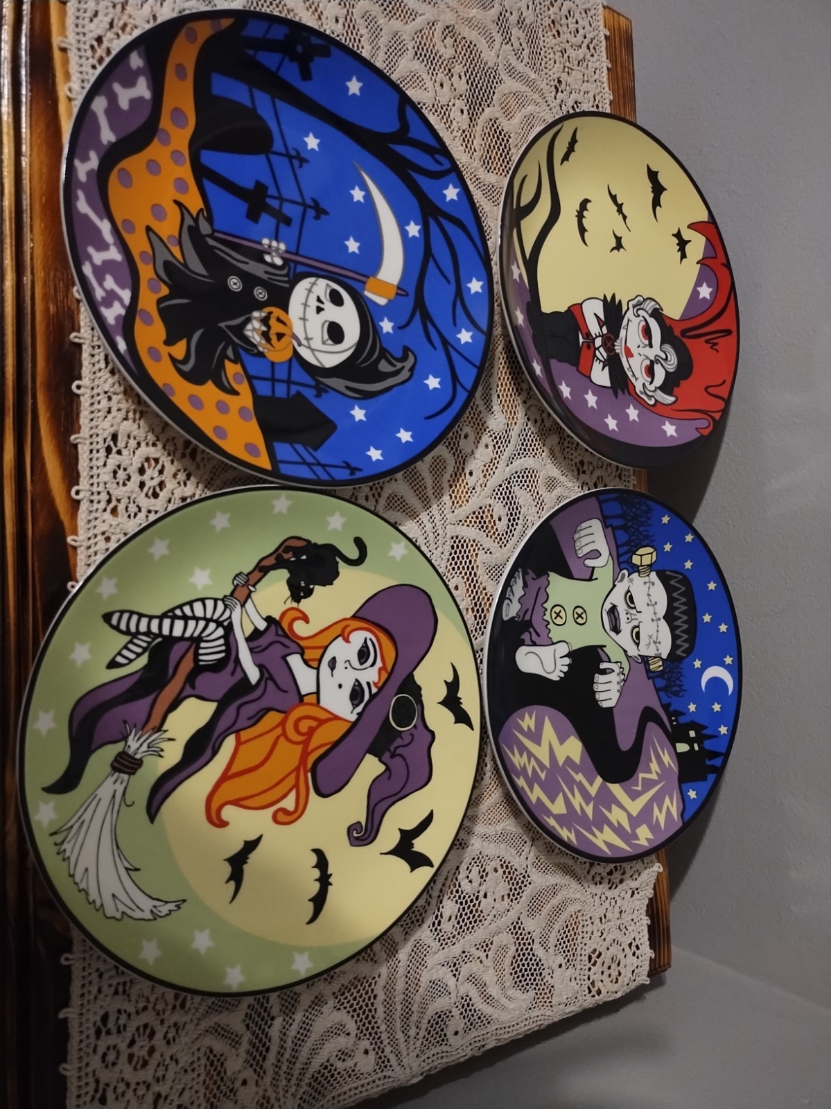 Lenox Halloween Characters Dessert Plates Set of 4 RARE Bright Colorful Holiday Lenox Halloween Characters Dessert Plates Set of 4 RARE Bright Colorful Holiday
