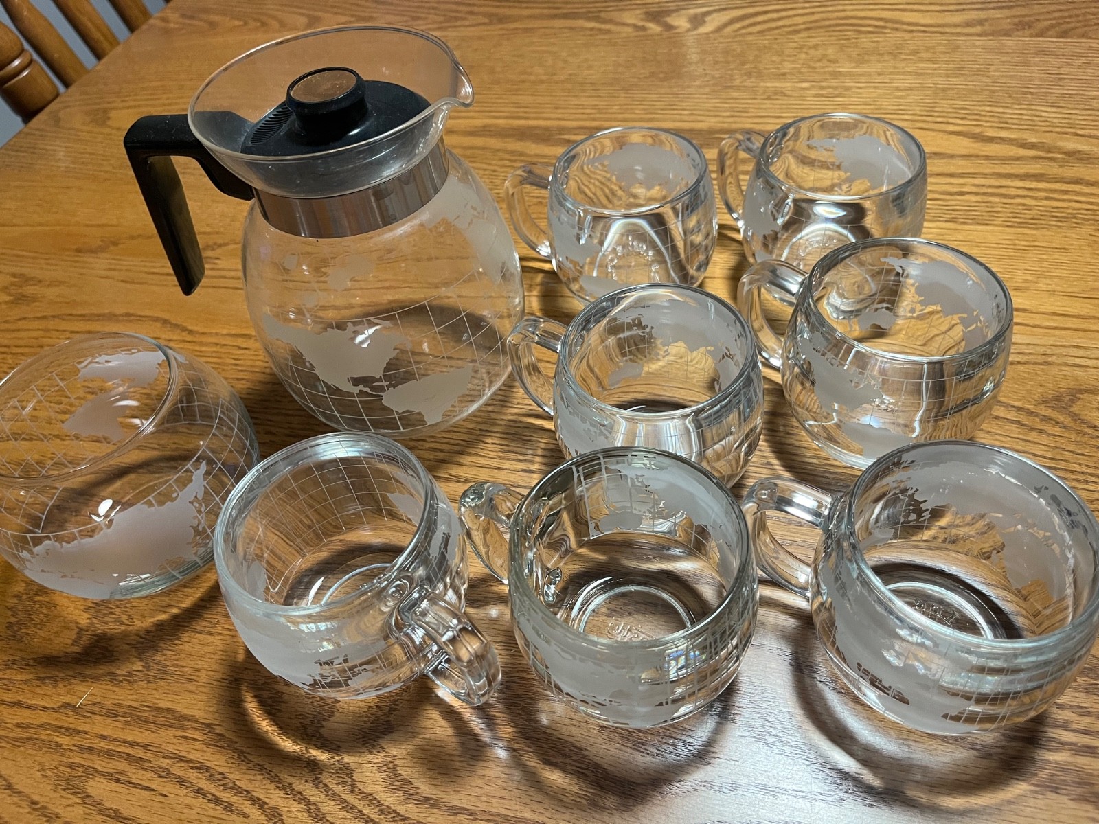 Vintage Nestle Nescafe Coffee Set World Map Globe 1970’s Pot & 7 Mugs + Sugar Vintage Nestle Nescafe Coffee Set World Map Globe 1970’s Pot & 7 Mugs + Sugar