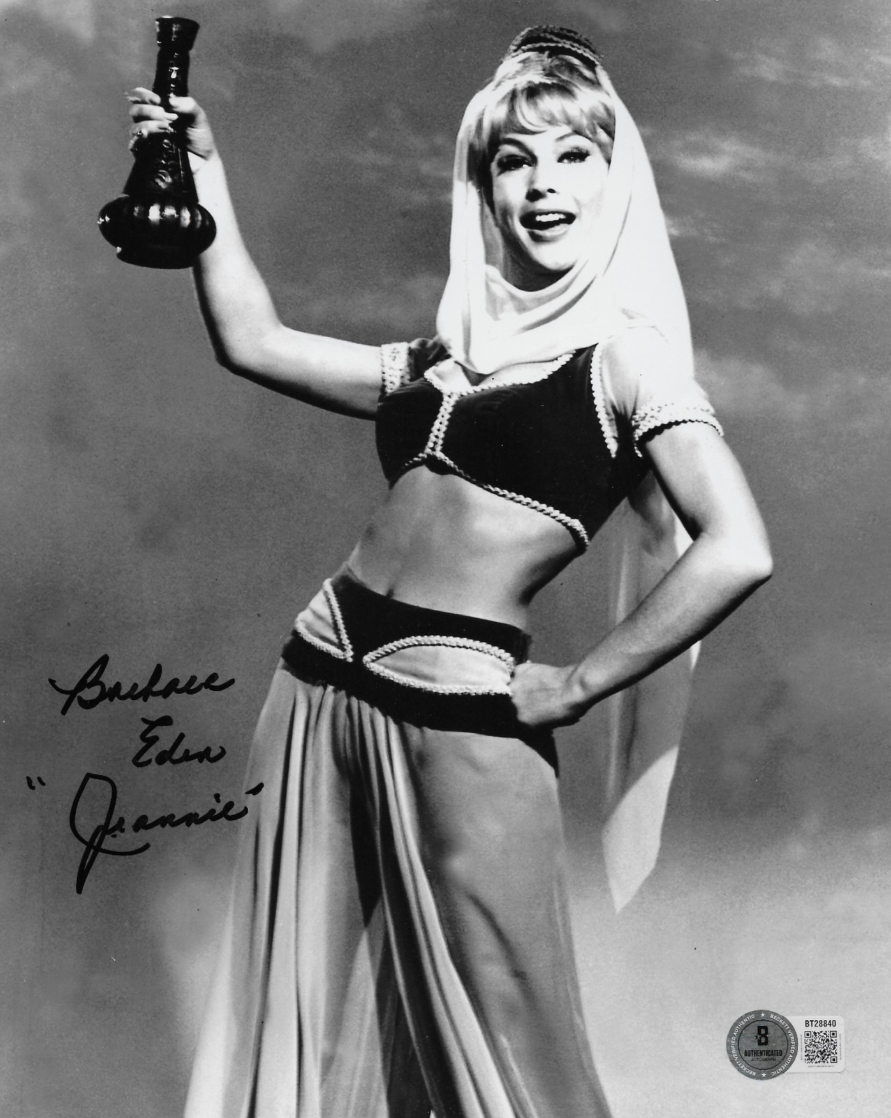 BARBARA EDEN Signed Autographed 8x10 Photo Beckett BAS COA I Dream of Jeannie