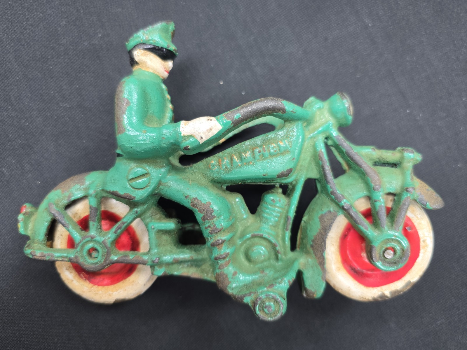 VINTAGE 1930'S CAST IRON GREEN CHAMPION SOLO POLICE MOTORCYCLE 6 1/2 Inches