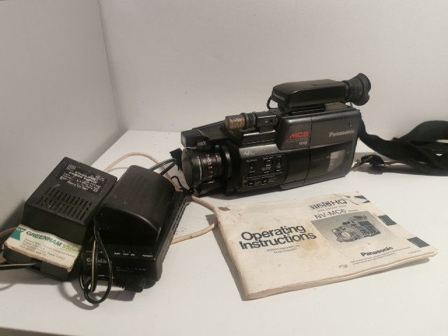 Panasonic Mc6 VHS C Camcorder With Charger & 2 Batteries & Operating Manual