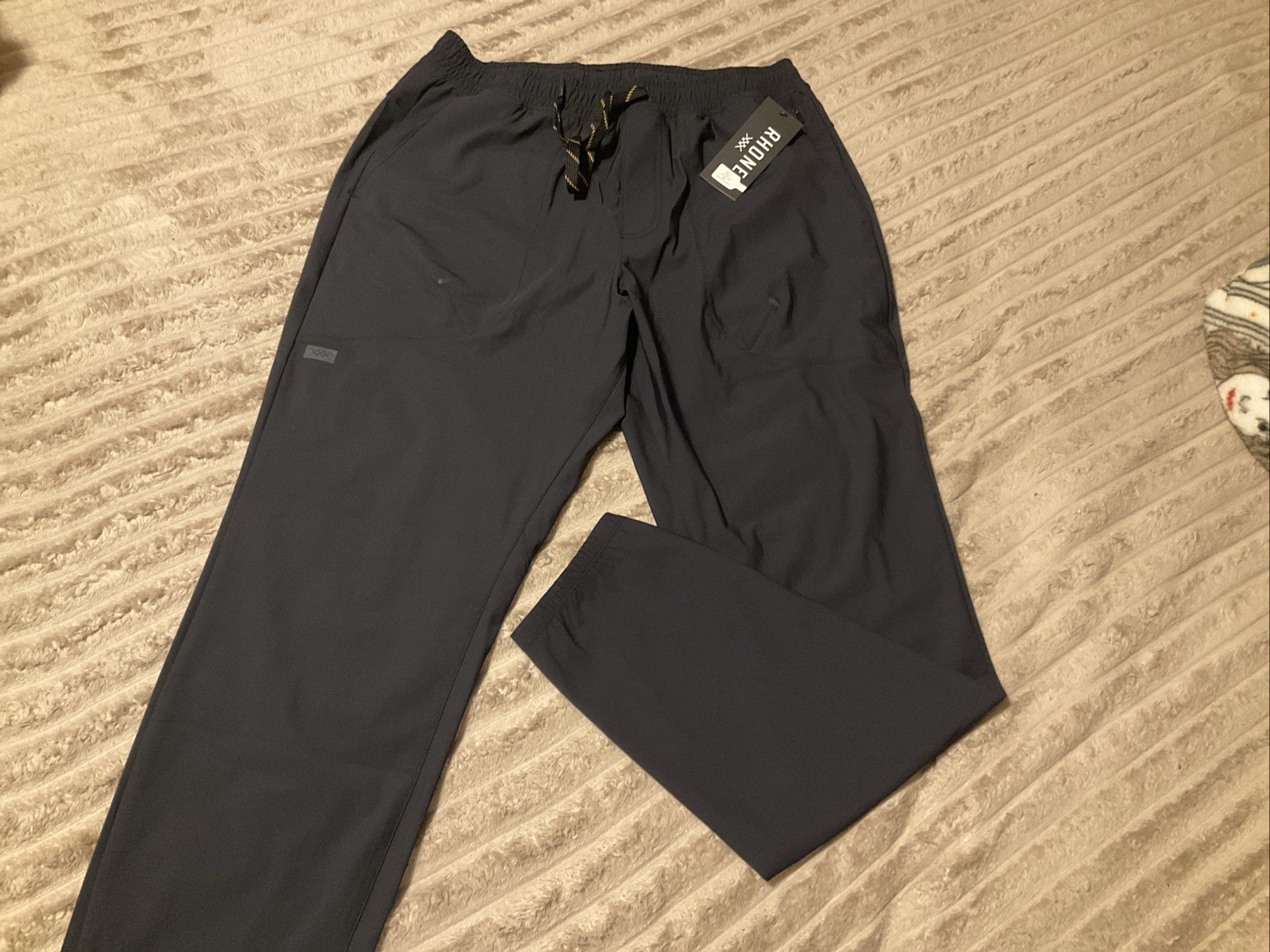 Rhone Mens M Pursuit Pants Black AEROFLEX Active Lightweight Stretch 102152 Rhone Mens M Pursuit Pants Black AEROFLEX Active Lightweight Stretch 102152