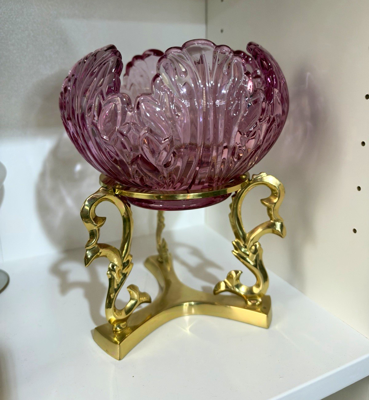 Vintage Fenton Art Pink Purple Glass Floral Lotus Bowl With Gold Metal Stand
