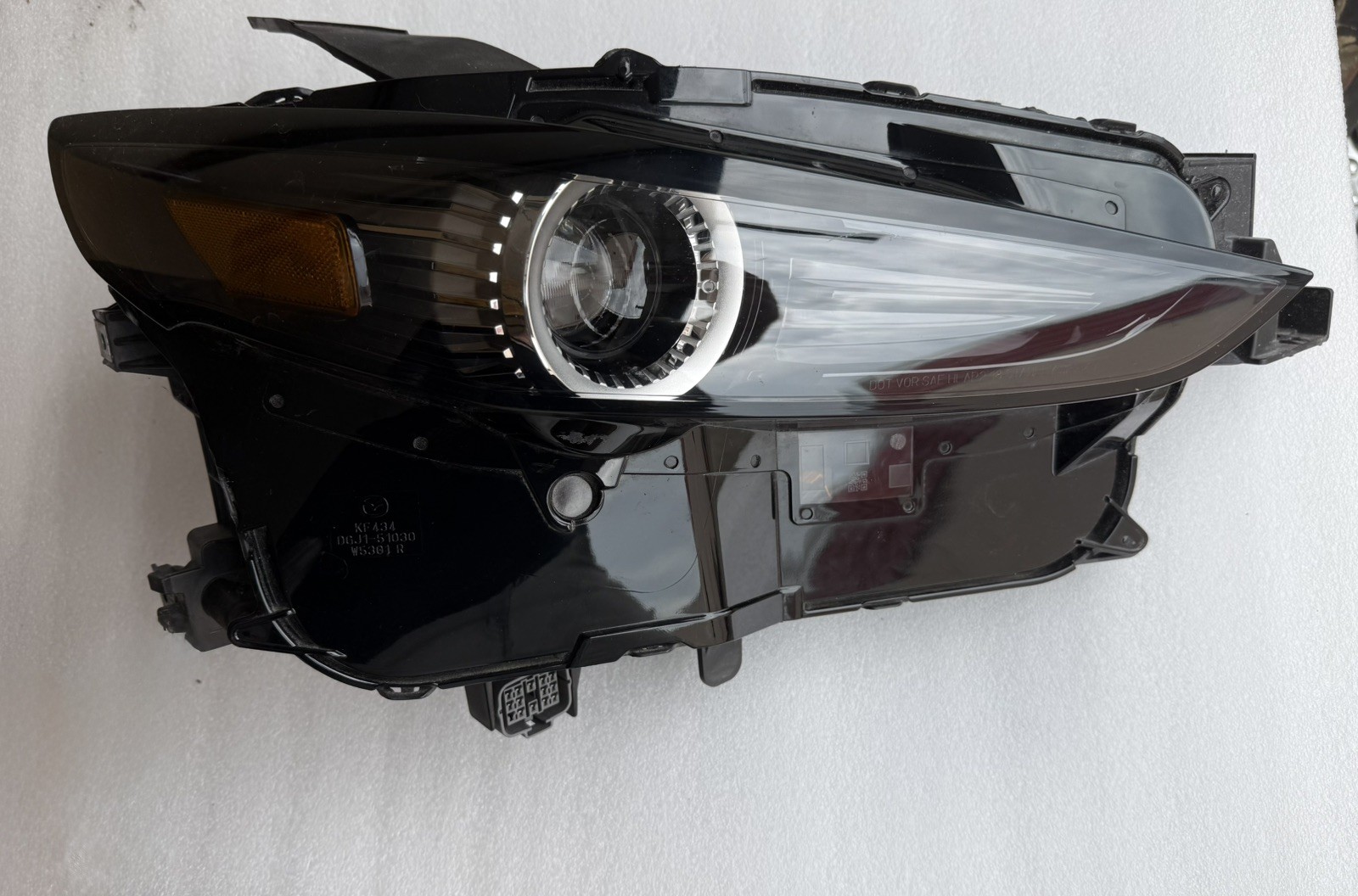 2020-2024 MAZDA CX-30 HEADLIGHT OEM RIGHT PASSENGER LED SIDE NON AFS DGJ1-51030