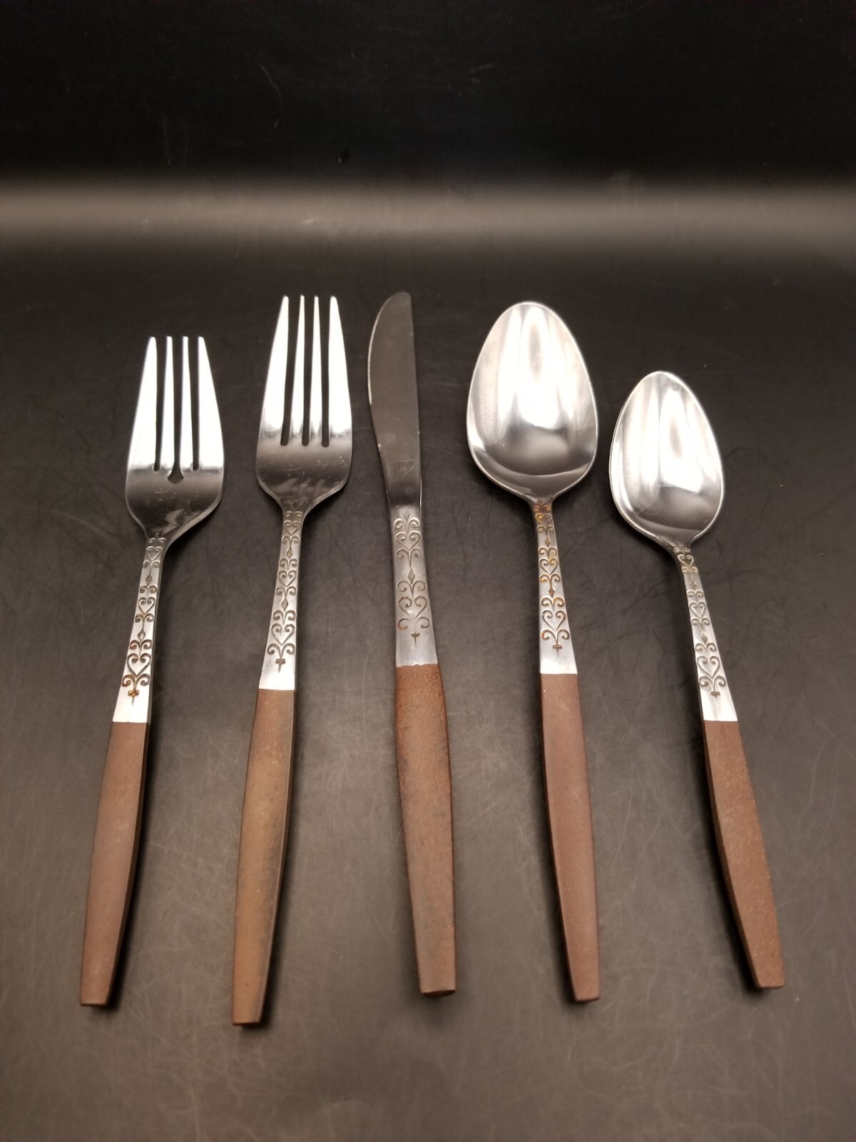 Vtg MCM interpur INR2 wooden handle 5 piece set silverware made in Japan Vtg MCM interpur INR2 wooden handle 5 piece set silverware made in Japan