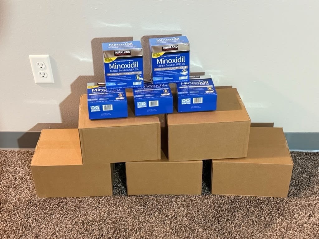 Kirkland Signature Minoxidil 5% Hair Regrowth Treatment 2oz 1 Boxes of 6 Bottles