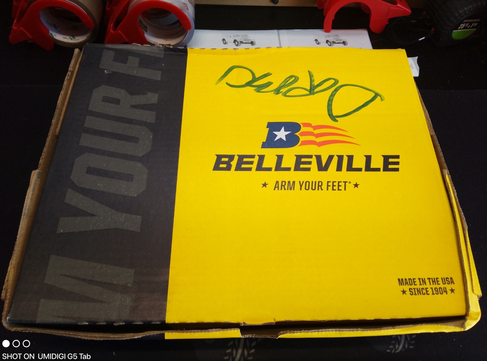 GENUINE BELLEVILLE MEN\'S USAF TEMP/WEATHER COMBAT BOOTS. SIZE 9 WIDE NEW IN BOX