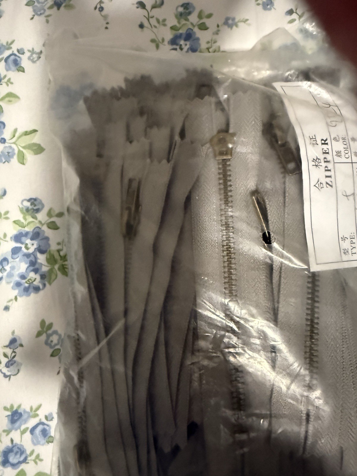 Gray Zipper Lot 100 PCS, Metal Nickel Teeth, Style/MPN T1027-7 Gray Zipper Lot 100 PCS, Metal Nickel Teeth, Style/MPN T1027-7