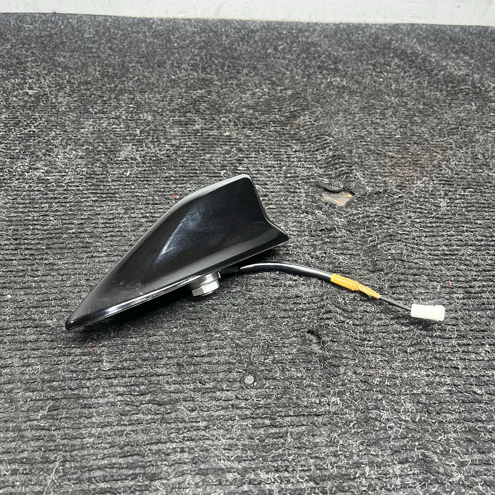☑️ 2013-2020 Subaru BRZ Scion FRS Roof Mounted Radio Shark Fin Antenna OEM ☑️ 2013-2020 Subaru BRZ Scion FRS Roof Mounted Radio Shark Fin Antenna OEM