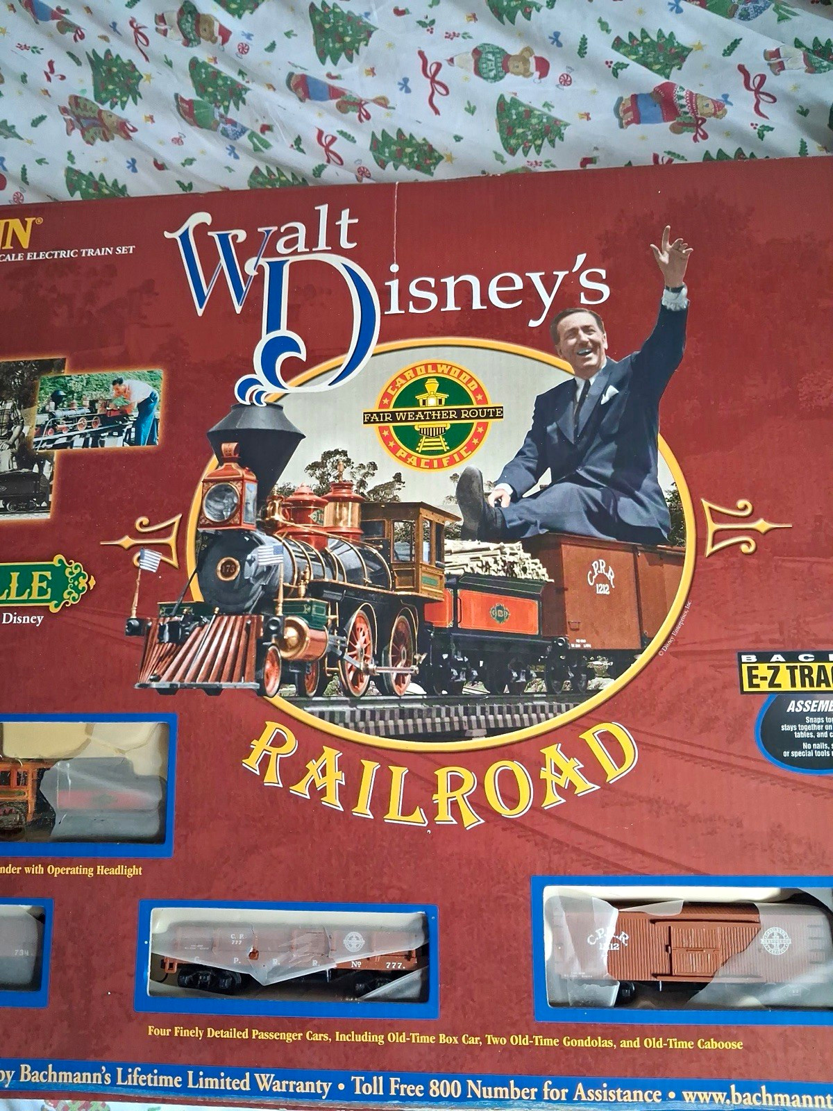 Vintage 2007 Bachmann Walt Disney railroad set Box is damaged but nothing else Vintage 2007 Bachmann Walt Disney railroad set Box is damaged but nothing else
