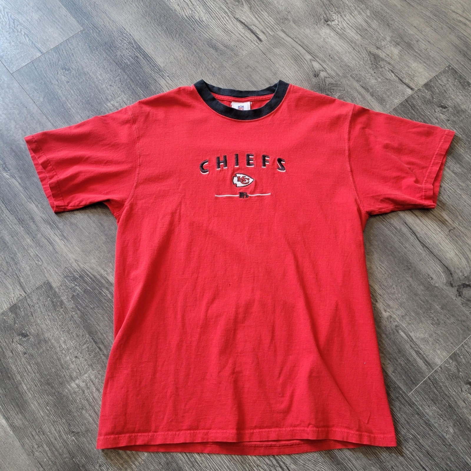 Vintage 1990s Y2K Kansas City Chiefs Embroidered T-Shirt Red Short Sleeve Large