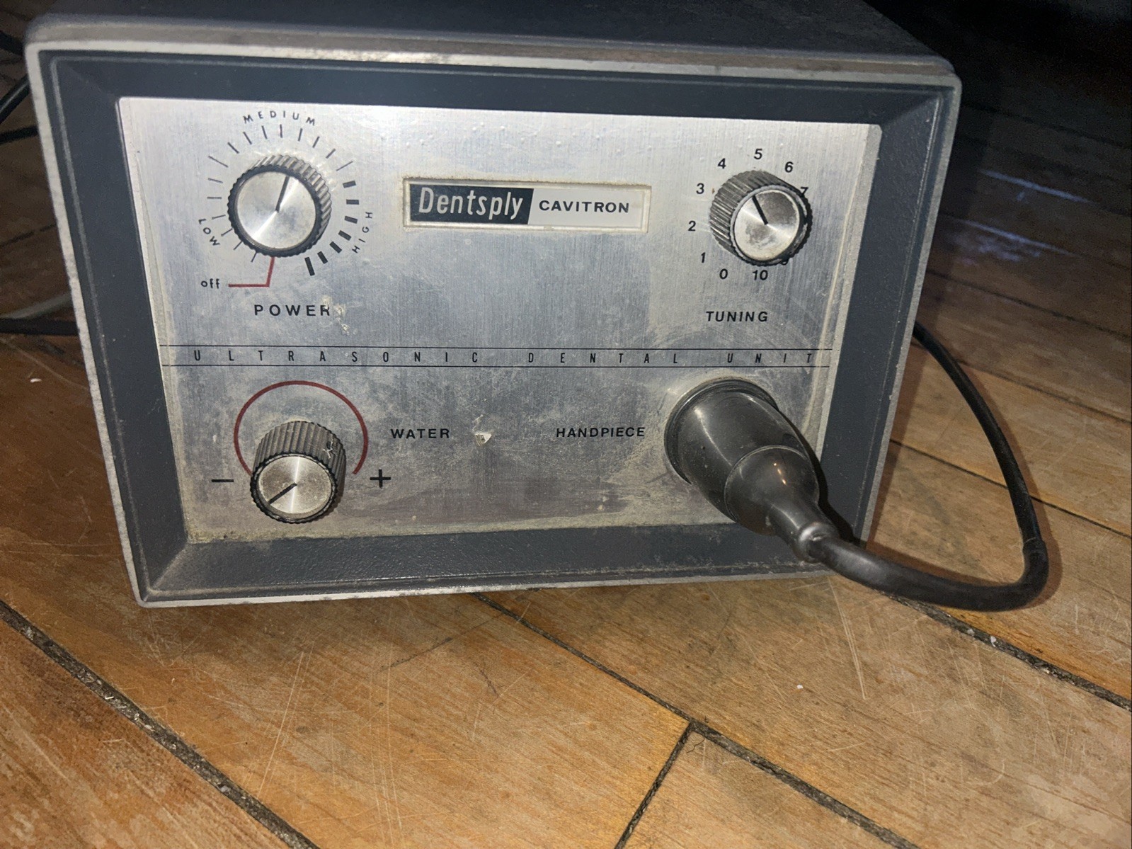 Dentsply Cavitron Ultrasonic Scaler Model 660 Vintage