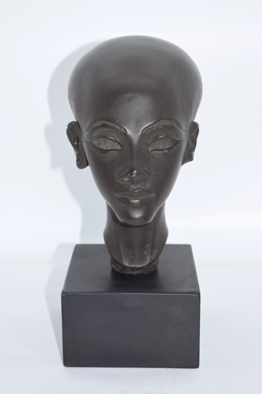 Vintage Alva Museum Replicas Amarna Princess Egyptian Head Bust Sculpture 11.5\