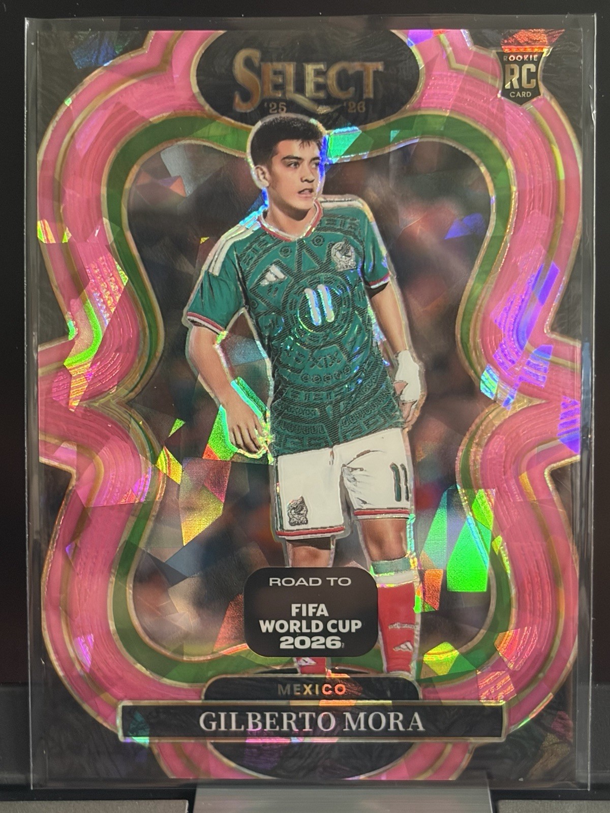 2025-26 Panini Select Road To FIFA World Cup Pink Ice Mezzanine Gilberto Mora Rc